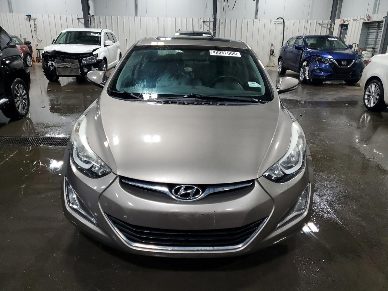 Photo 4 VIN: 5NPDH4AE9GH733950 - HYUNDAI ELANTRA 