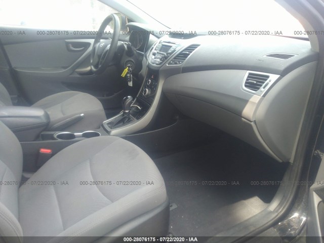 Photo 4 VIN: 5NPDH4AE9GH737934 - HYUNDAI ELANTRA 