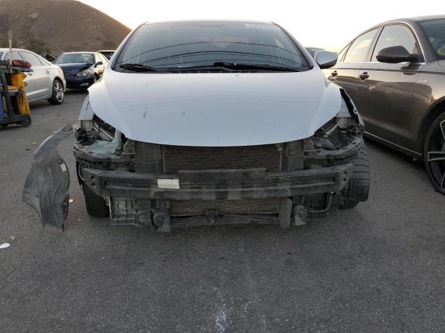 Photo 4 VIN: 5NPDH4AE9GH739425 - HYUNDAI ELANTRA SE 