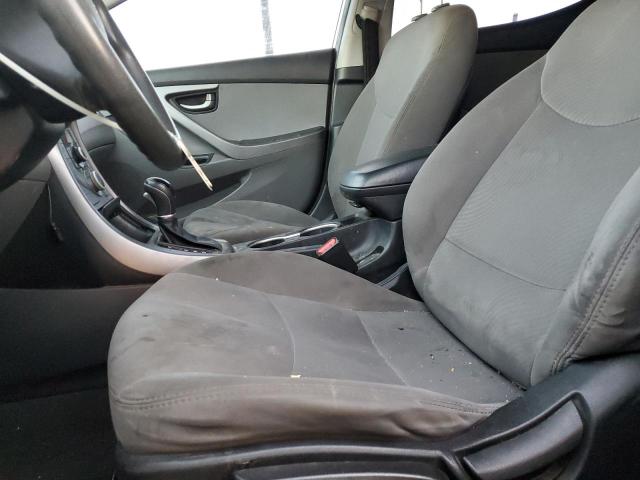 Photo 6 VIN: 5NPDH4AE9GH739425 - HYUNDAI ELANTRA SE 