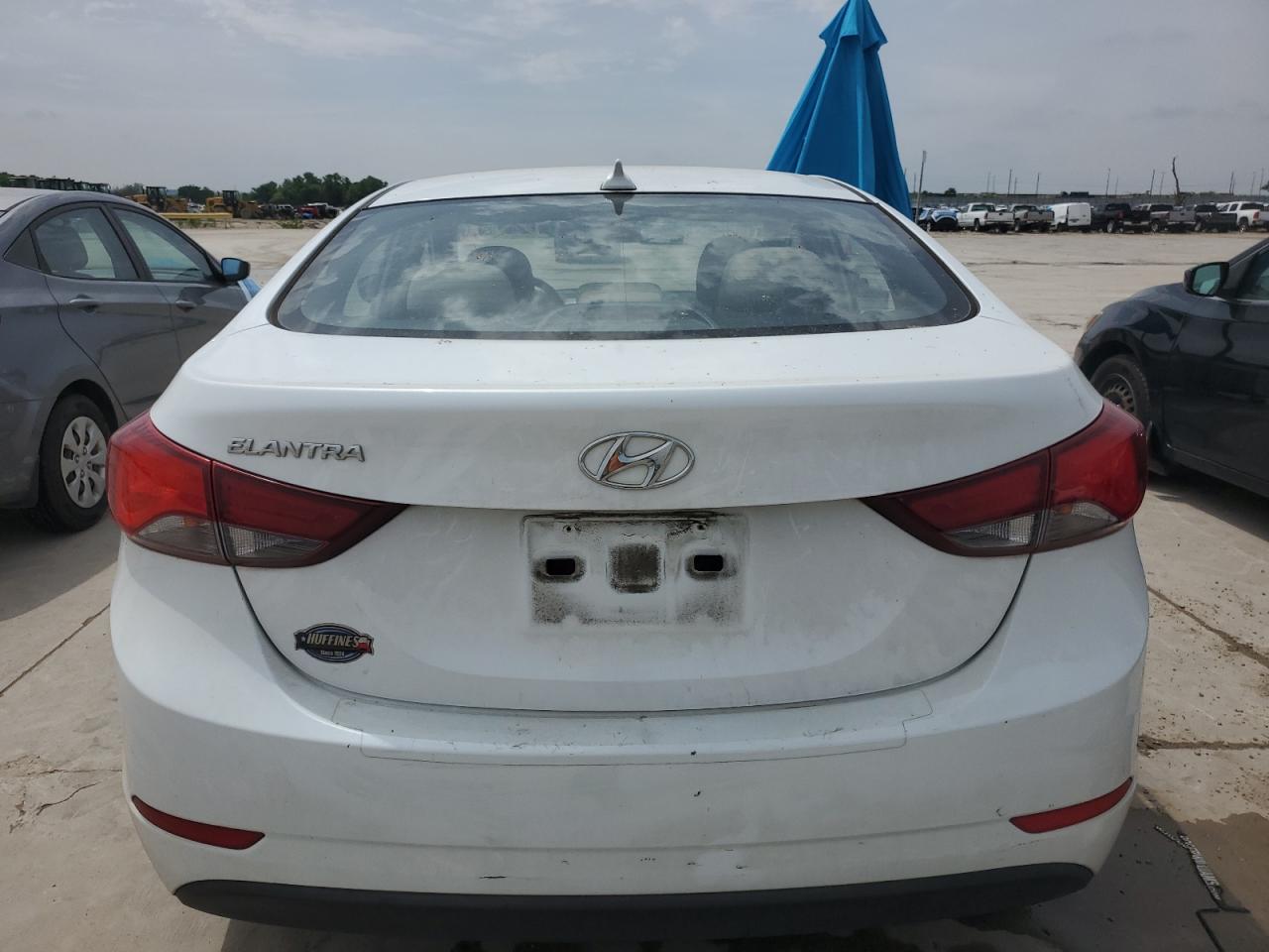 Photo 5 VIN: 5NPDH4AE9GH748948 - HYUNDAI ELANTRA 