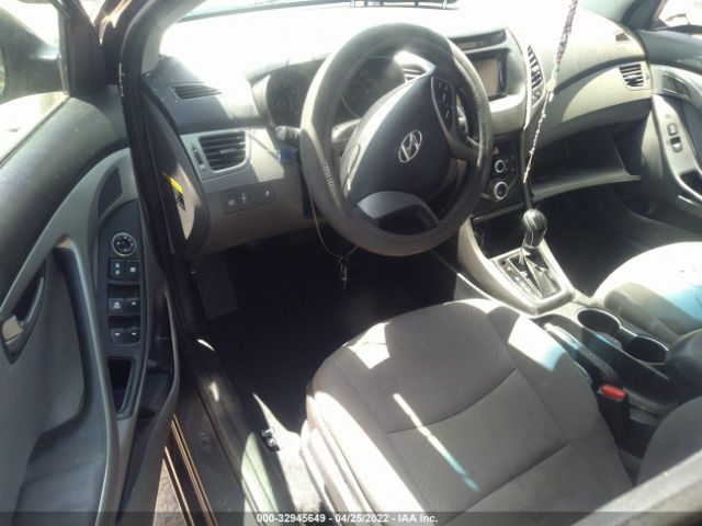 Photo 4 VIN: 5NPDH4AE9GH758119 - HYUNDAI ELANTRA 