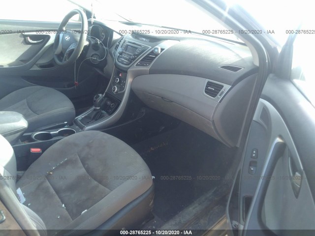 Photo 4 VIN: 5NPDH4AE9GH759884 - HYUNDAI ELANTRA 