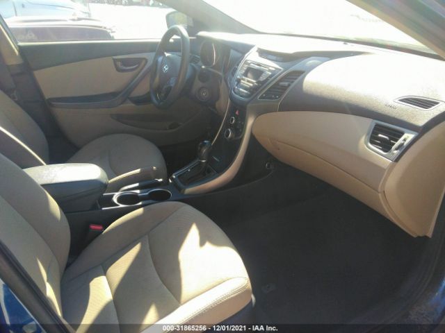 Photo 4 VIN: 5NPDH4AE9GH760128 - HYUNDAI ELANTRA 