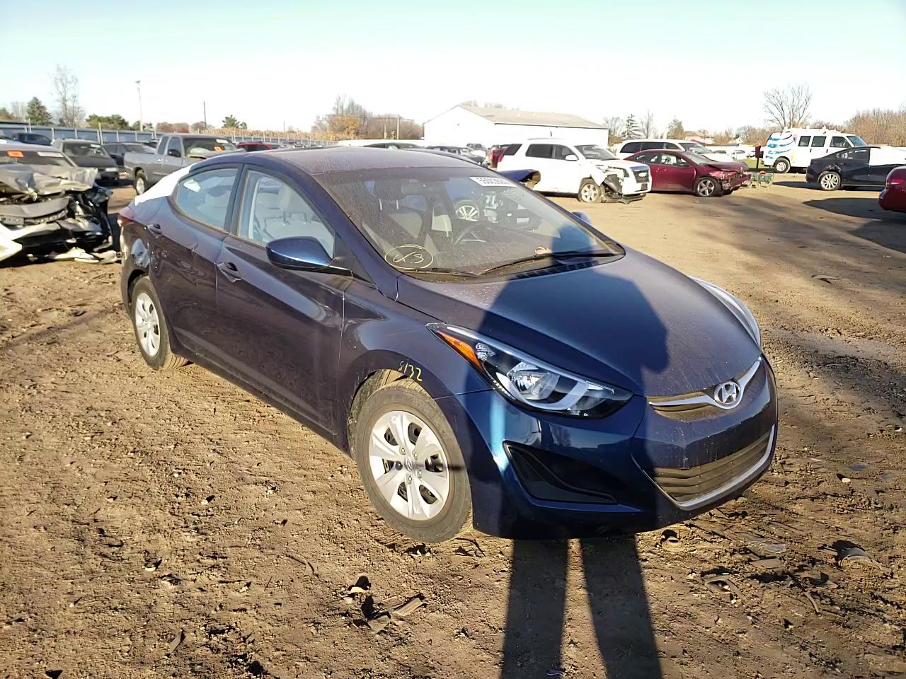 Photo 10 VIN: 5NPDH4AE9GH765345 - HYUNDAI ELANTRA SE 