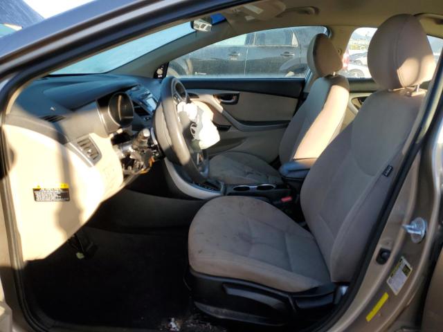 Photo 6 VIN: 5NPDH4AE9GH779956 - HYUNDAI ELANTRA SE 