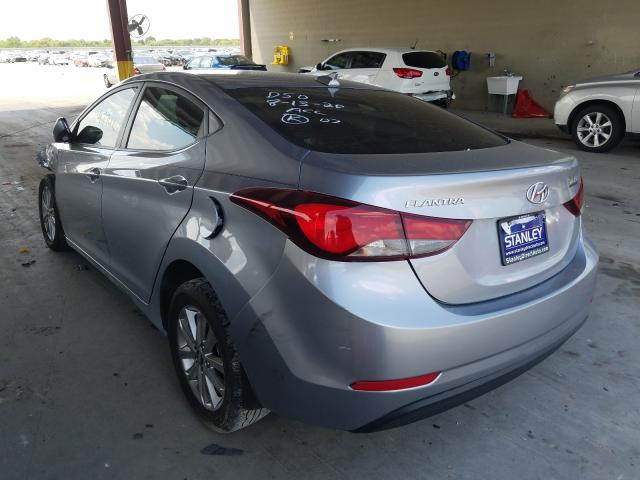 Photo 2 VIN: 5NPDH4AE9GH781772 - HYUNDAI ELANTRA SE 