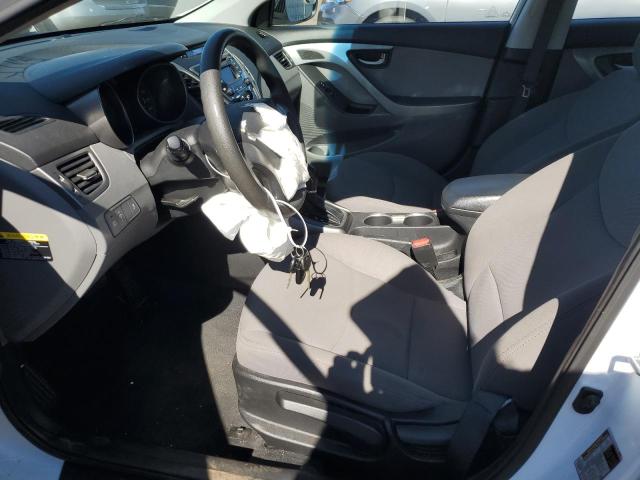 Photo 6 VIN: 5NPDH4AE9GH785529 - HYUNDAI ELANTRA SE 