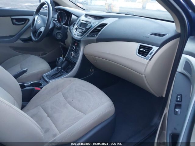 Photo 4 VIN: 5NPDH4AE9GH795008 - HYUNDAI ELANTRA 