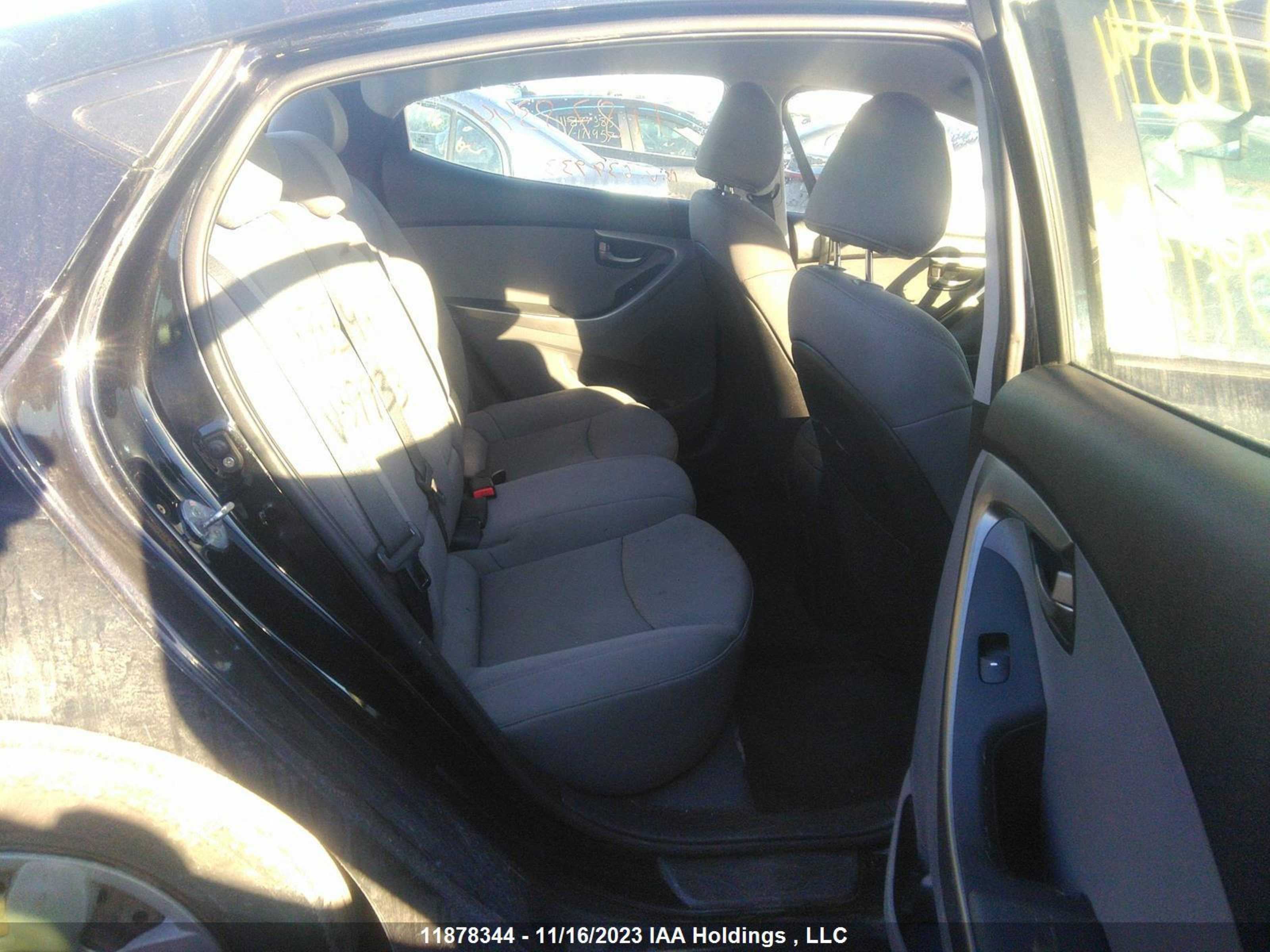 Photo 7 VIN: 5NPDH4AEOBH039933 - HYUNDAI ELANTRA 