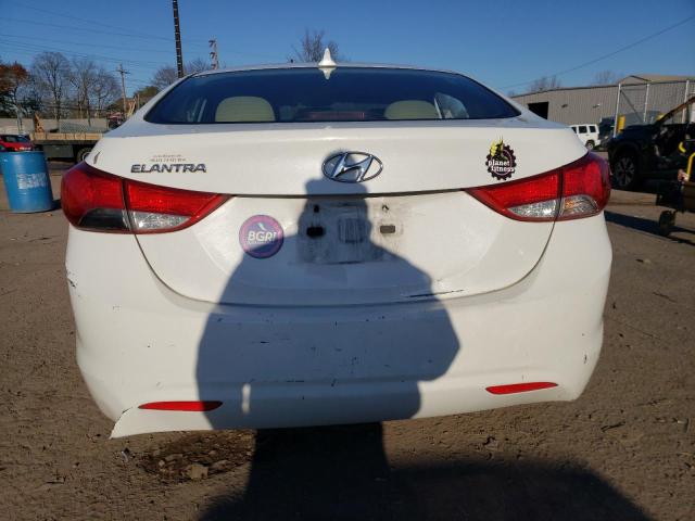 Photo 5 VIN: 5NPDH4AEXBH010617 - HYUNDAI ELANTRA 