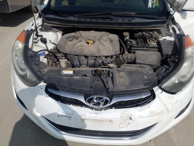 Photo 6 VIN: 5NPDH4AEXBH011153 - HYUNDAI ELANTRA GL 