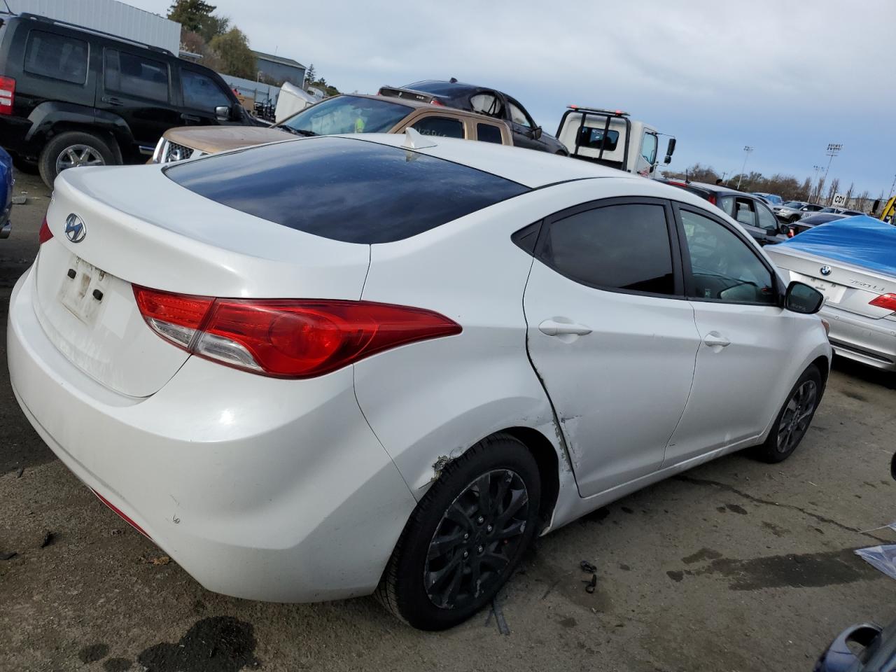 Photo 2 VIN: 5NPDH4AEXBH038482 - HYUNDAI ELANTRA 