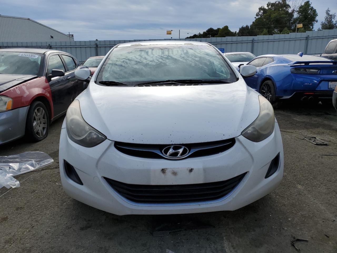 Photo 4 VIN: 5NPDH4AEXBH038482 - HYUNDAI ELANTRA 