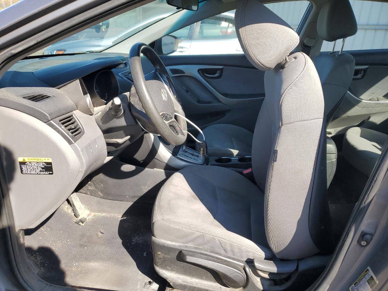 Photo 6 VIN: 5NPDH4AEXBH056464 - HYUNDAI ELANTRA 