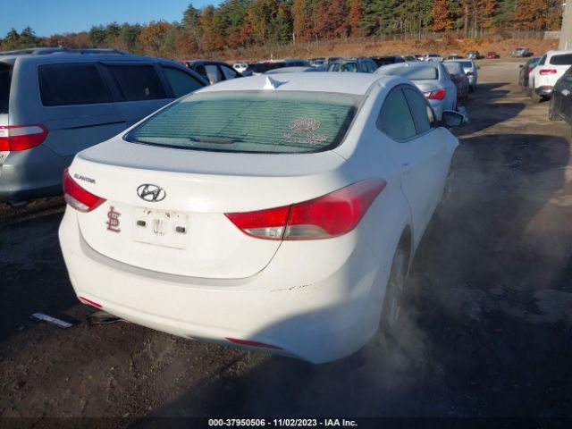 Photo 3 VIN: 5NPDH4AEXBH059283 - HYUNDAI ELANTRA 