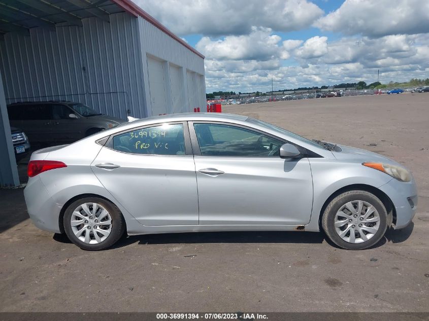 Photo 12 VIN: 5NPDH4AEXCH065599 - HYUNDAI ELANTRA 