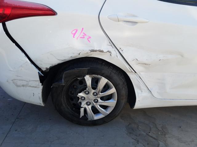 Photo 8 VIN: 5NPDH4AEXCH069376 - HYUNDAI ELANTRA GL 