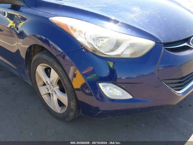 Photo 5 VIN: 5NPDH4AEXCH070379 - HYUNDAI ELANTRA 