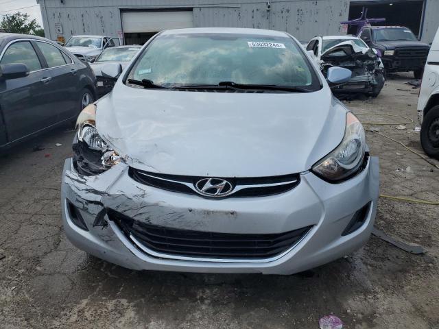 Photo 4 VIN: 5NPDH4AEXCH072083 - HYUNDAI ELANTRA GL 