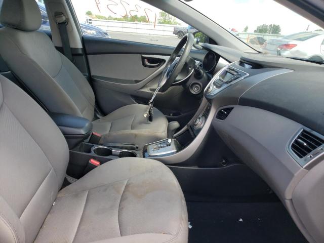 Photo 4 VIN: 5NPDH4AEXCH073038 - HYUNDAI ELANTRA GL 