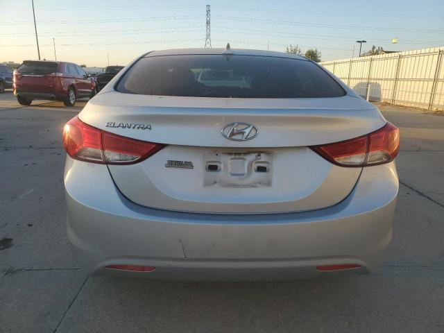 Photo 5 VIN: 5NPDH4AEXCH090230 - HYUNDAI ELANTRA GL 