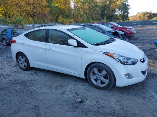 Photo 3 VIN: 5NPDH4AEXCH093533 - HYUNDAI ELANTRA GL 