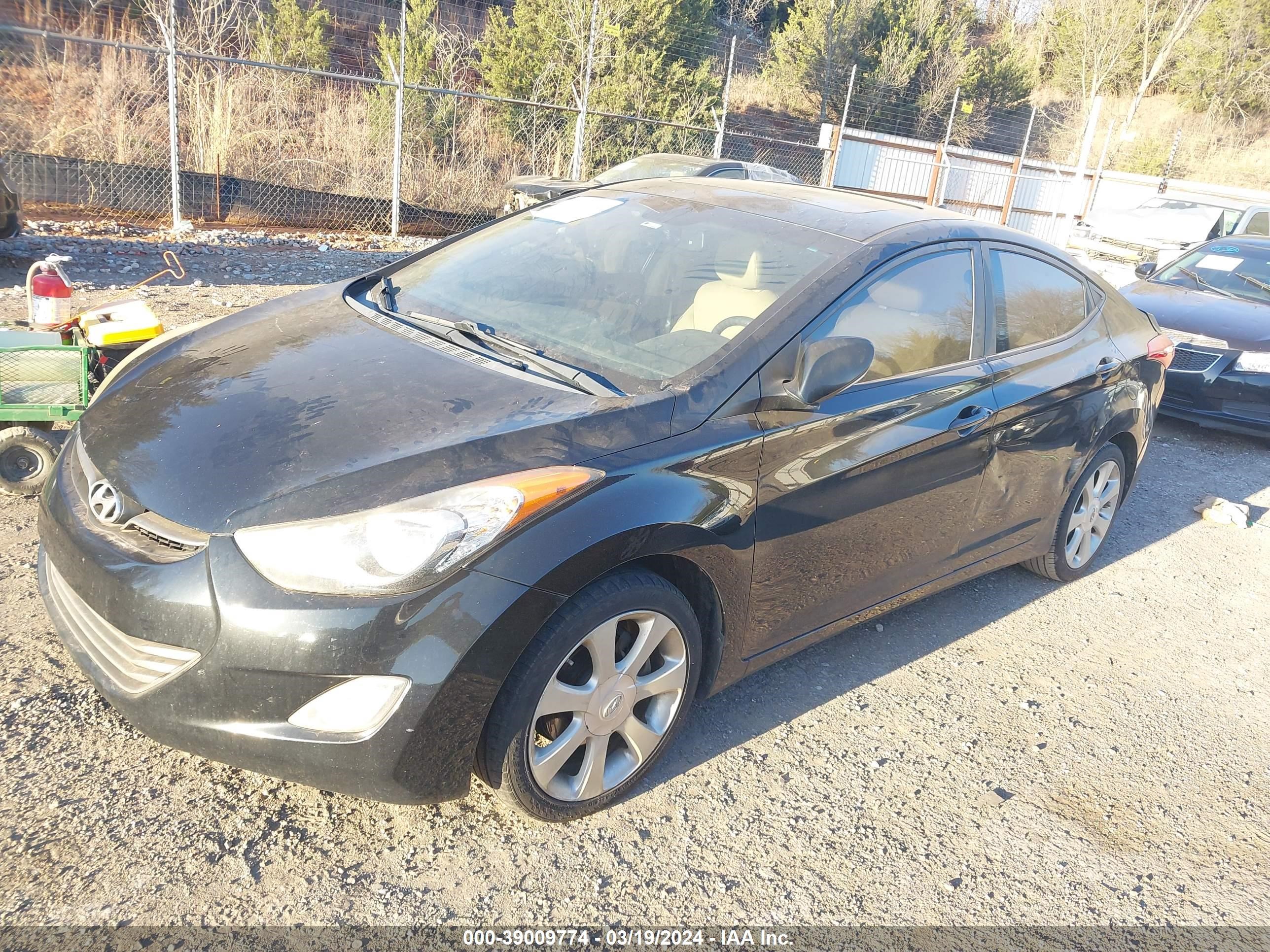 Photo 1 VIN: 5NPDH4AEXCH093970 - HYUNDAI ELANTRA 