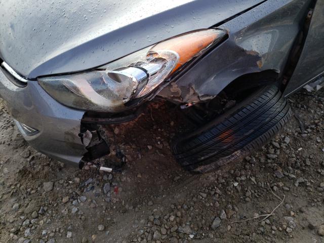 Photo 8 VIN: 5NPDH4AEXCH094097 - HYUNDAI ELANTRA GL 