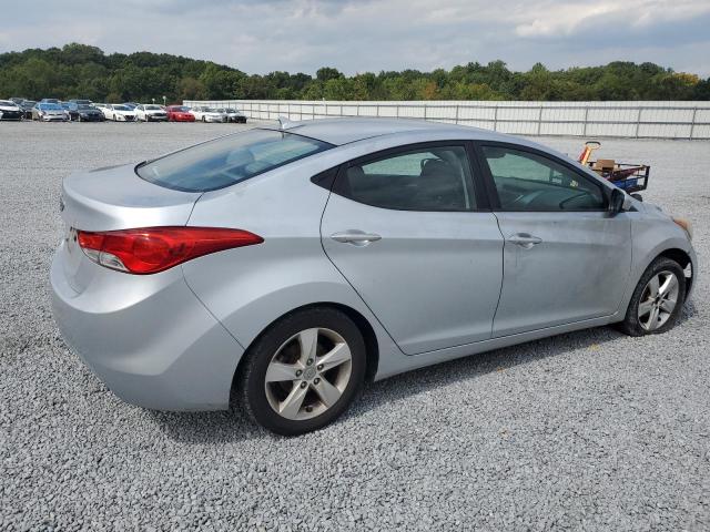 Photo 2 VIN: 5NPDH4AEXCH102389 - HYUNDAI ELANTRA GL 