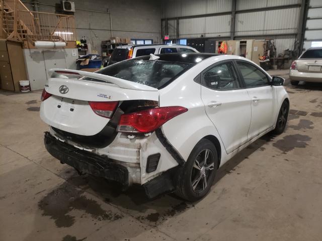 Photo 3 VIN: 5NPDH4AEXCH110394 - HYUNDAI ELANTRA GL 