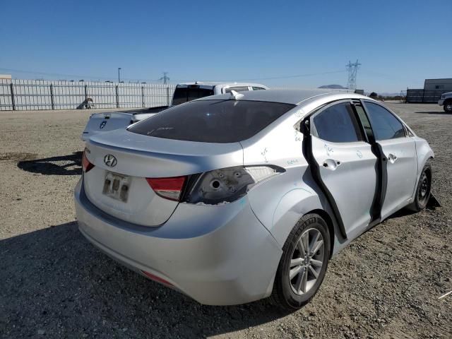 Photo 3 VIN: 5NPDH4AEXCH111142 - HYUNDAI ELANTRA GL 