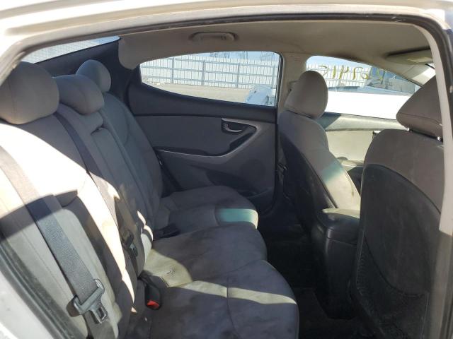 Photo 5 VIN: 5NPDH4AEXCH111142 - HYUNDAI ELANTRA GL 