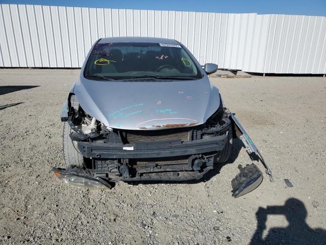 Photo 8 VIN: 5NPDH4AEXCH111142 - HYUNDAI ELANTRA GL 