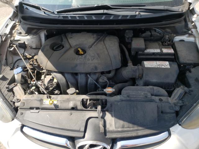 Photo 6 VIN: 5NPDH4AEXCH112050 - HYUNDAI ELANTRA GL 