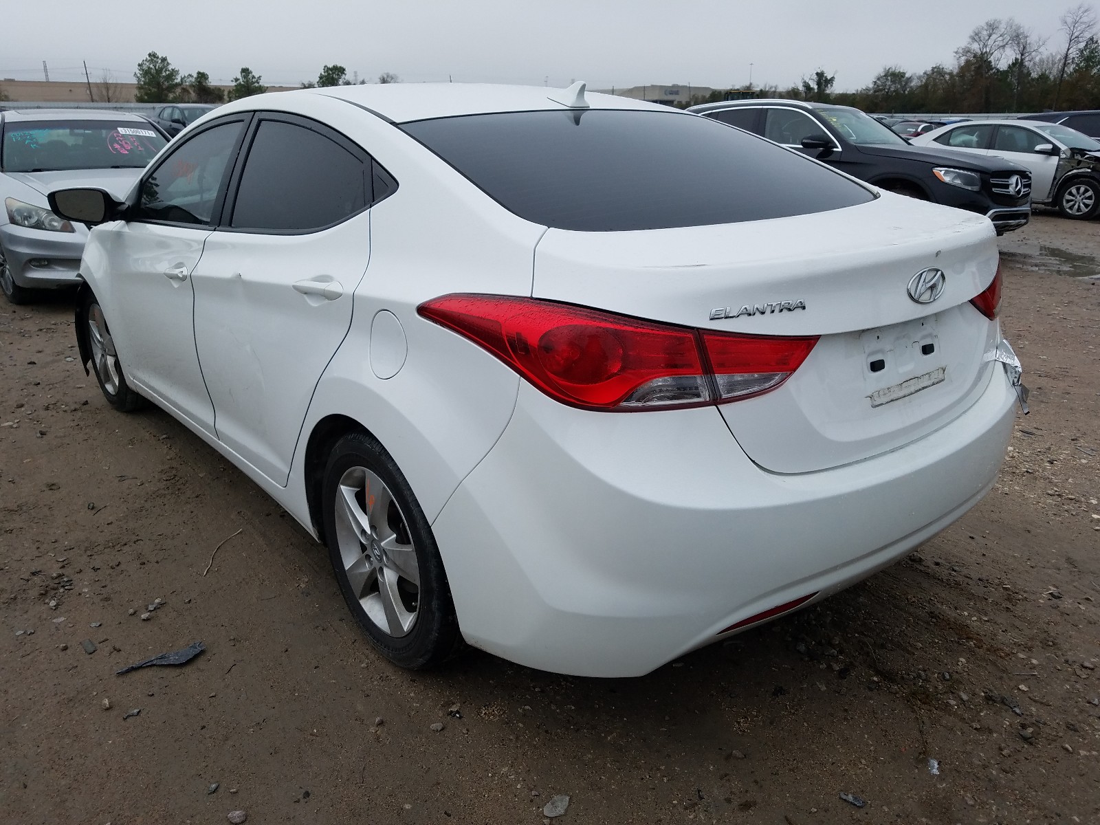 Photo 2 VIN: 5NPDH4AEXCH120066 - HYUNDAI ELANTRA GL 