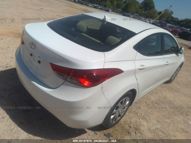 Photo 3 VIN: 5NPDH4AEXCH133531 - HYUNDAI ELANTRA 