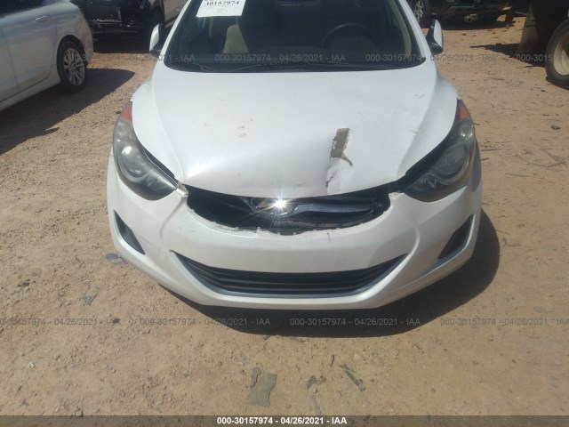 Photo 5 VIN: 5NPDH4AEXCH133531 - HYUNDAI ELANTRA 