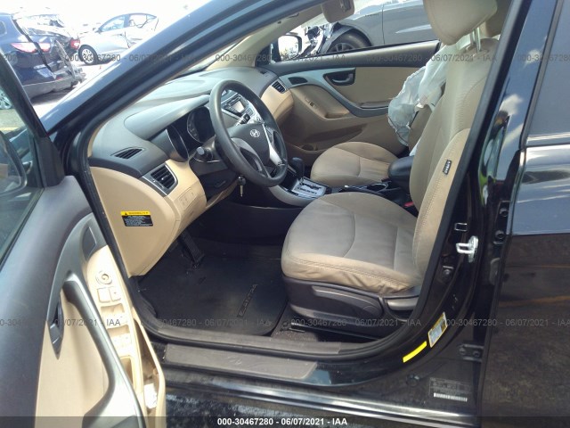 Photo 4 VIN: 5NPDH4AEXCH138146 - HYUNDAI ELANTRA 