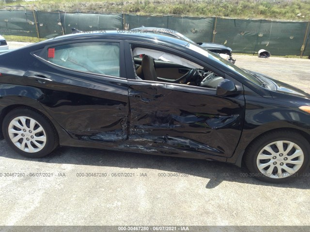 Photo 5 VIN: 5NPDH4AEXCH138146 - HYUNDAI ELANTRA 