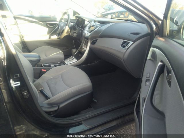 Photo 4 VIN: 5NPDH4AEXDH161489 - HYUNDAI ELANTRA 