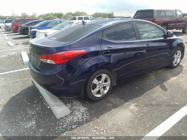 Photo 3 VIN: 5NPDH4AEXDH172251 - HYUNDAI ELANTRA 