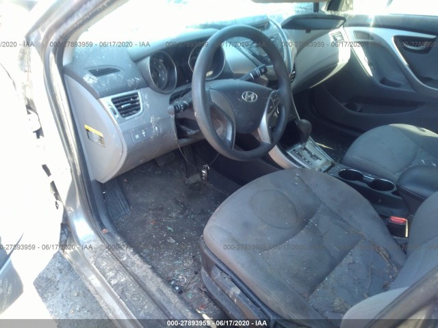 Photo 4 VIN: 5NPDH4AEXDH184254 - HYUNDAI ELANTRA 