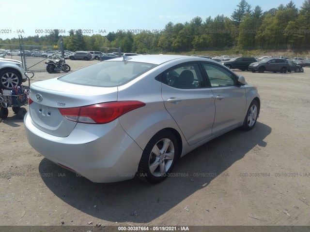 Photo 3 VIN: 5NPDH4AEXDH220671 - HYUNDAI ELANTRA 