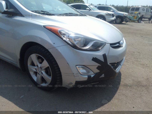 Photo 5 VIN: 5NPDH4AEXDH220671 - HYUNDAI ELANTRA 