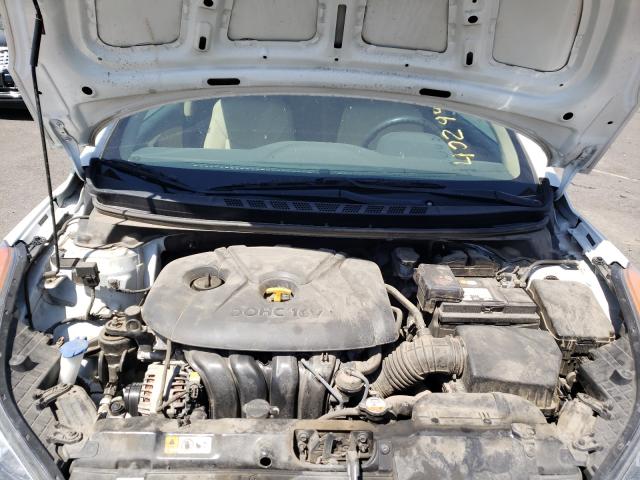 Photo 6 VIN: 5NPDH4AEXDH221657 - HYUNDAI ELANTRA GL 