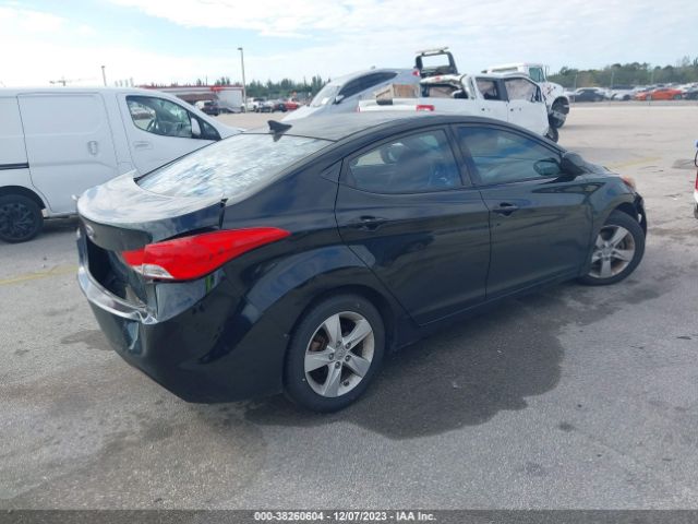 Photo 3 VIN: 5NPDH4AEXDH223800 - HYUNDAI ELANTRA 