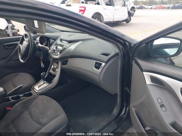 Photo 4 VIN: 5NPDH4AEXDH223800 - HYUNDAI ELANTRA 