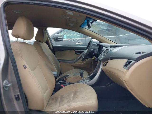 Photo 4 VIN: 5NPDH4AEXDH235347 - HYUNDAI ELANTRA 