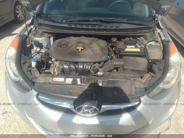 Photo 9 VIN: 5NPDH4AEXDH235946 - HYUNDAI ELANTRA 